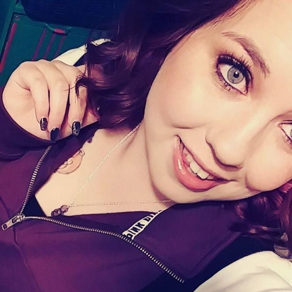 Meet your Posher, Ivy